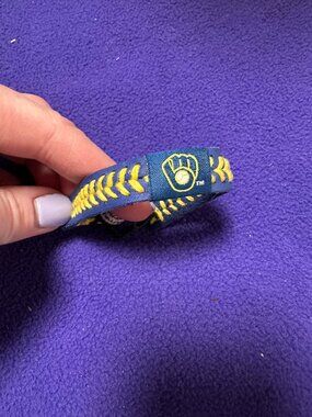 M.L.B Genuine Seam Stitch Baseball Bracelet Excellent Condition Baseball Emblem